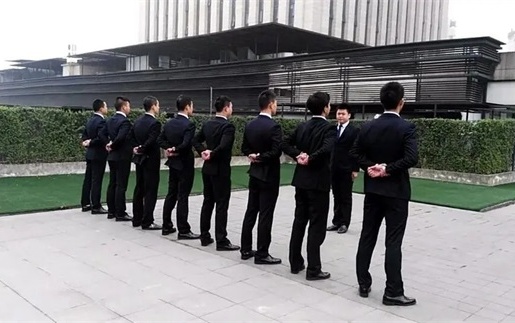 静安区持牌催收机构的正确打开方式：老司机教你避开这5大雷区